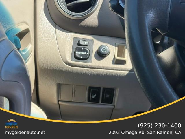 2005 Toyota RAV4 Base