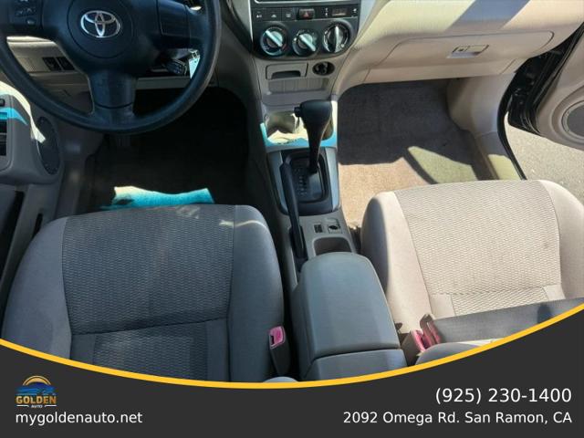 2005 Toyota RAV4 Base