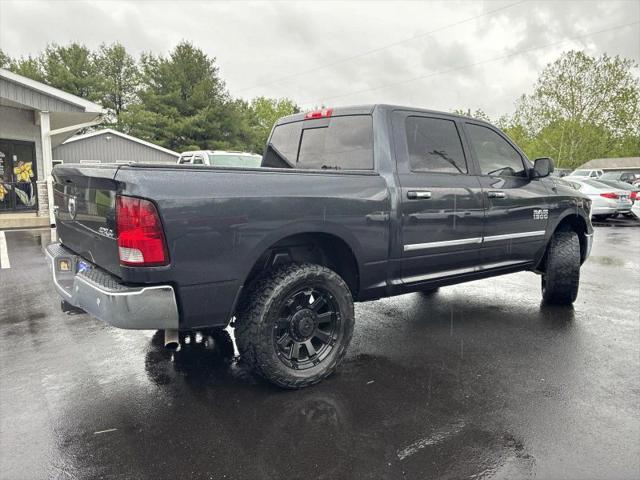 2018 Ram 1500 Big Horn Crew Cab 4x4 5'7" Box