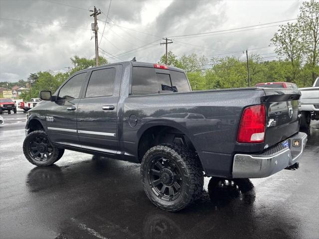 2018 Ram 1500 Big Horn Crew Cab 4x4 5'7" Box