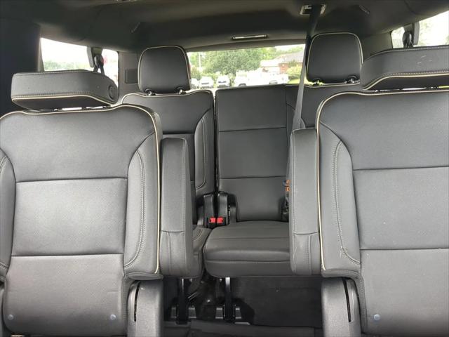 2023 GMC Yukon XL 4WD SLT