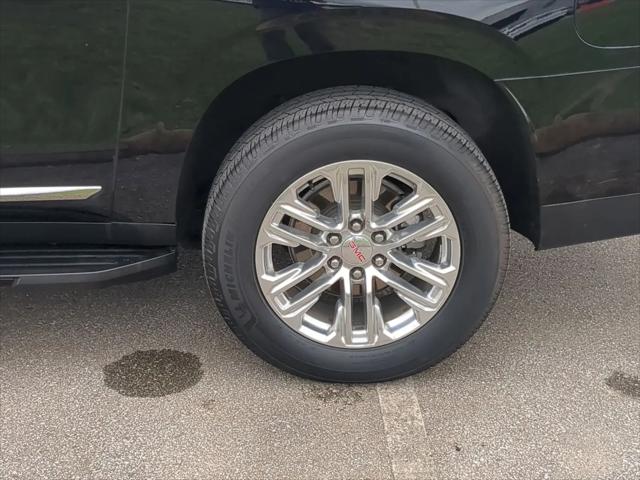 2023 GMC Yukon XL 4WD SLT
