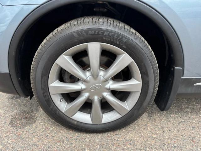 2017 INFINITI QX50 Base