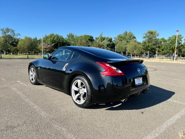 2009 Nissan 370Z Base