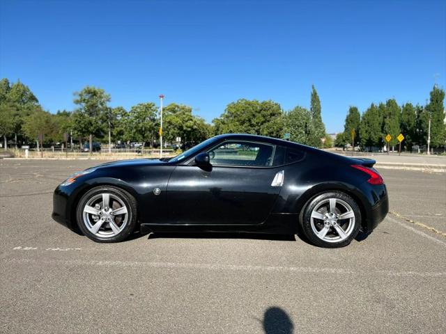 2009 Nissan 370Z Base