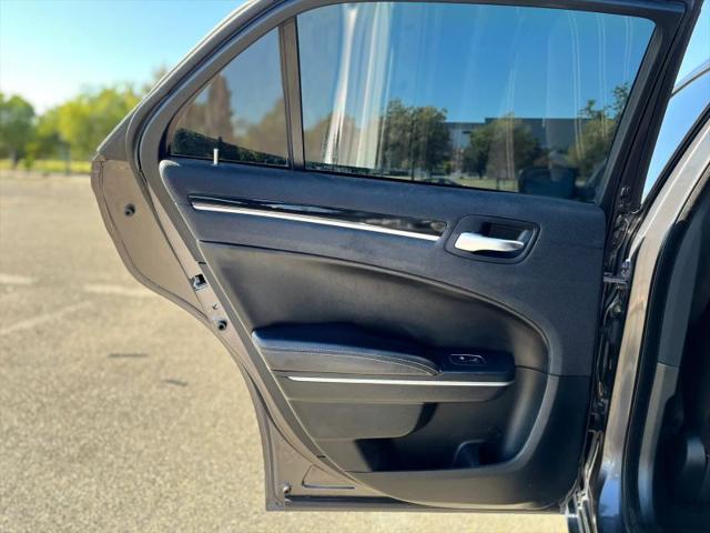 2018 Chrysler 300 300S AWD