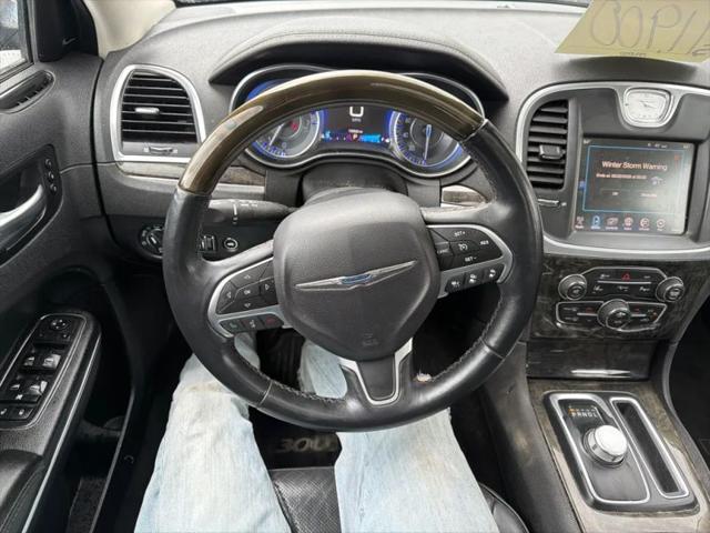 2016 Chrysler 300 AWD