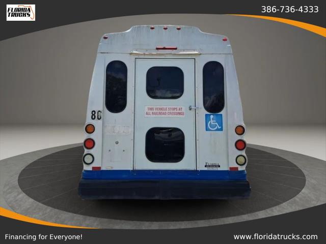2007 Chevrolet Express Cutaway Work Van