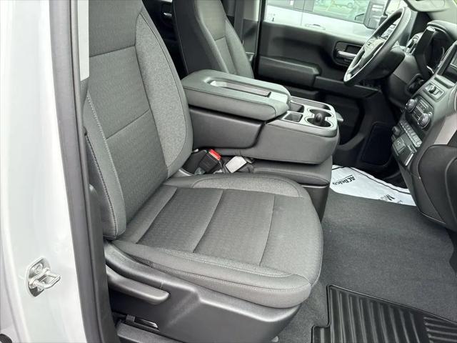 2026 Chevrolet Silverado 2500HD Crew Cab, Standard Bed, WT, 4WD