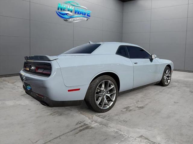 2022 Dodge Challenger SXT