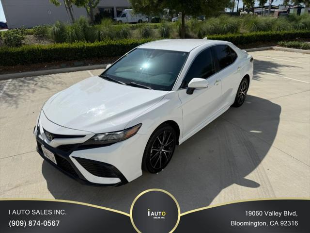 2022 Toyota Camry SE