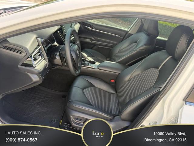 2022 Toyota Camry SE