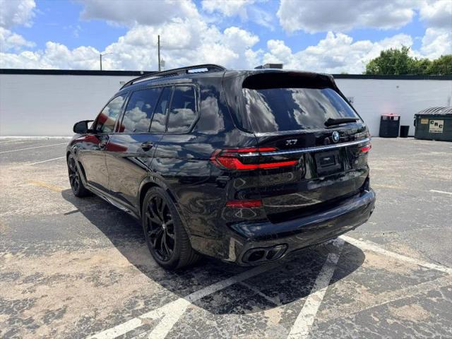 2023 BMW X7 M60i