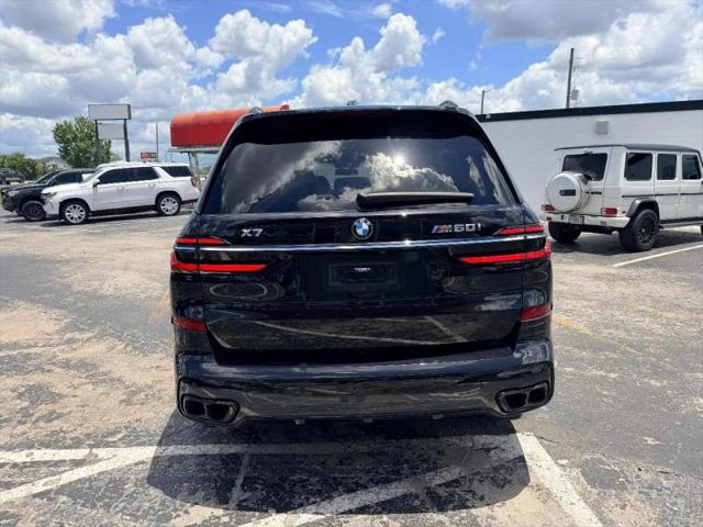 2023 BMW X7 M60i