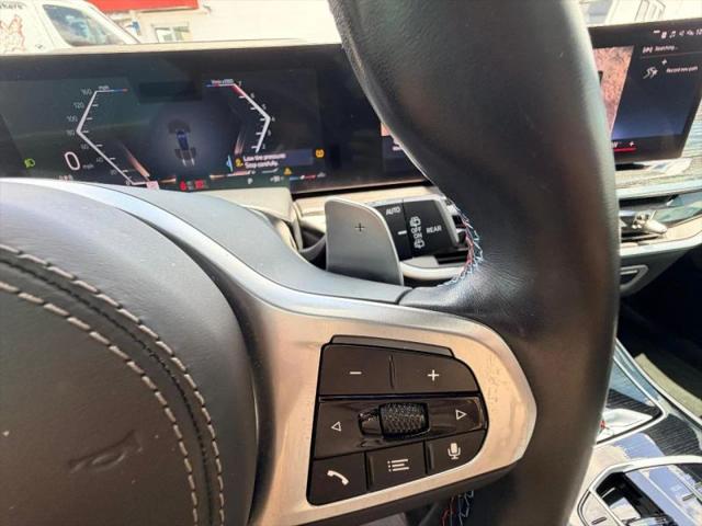2023 BMW X7 M60i