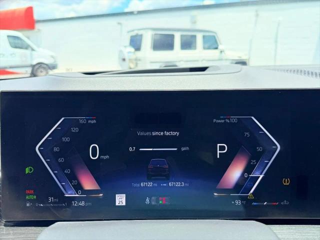 2023 BMW X7 M60i