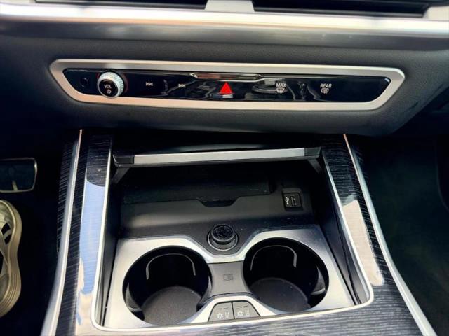 2023 BMW X7 M60i