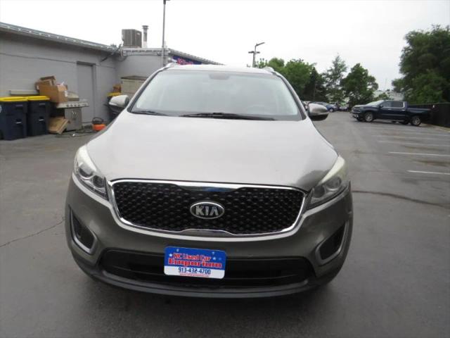 2016 Kia Sorento 3.3L LX