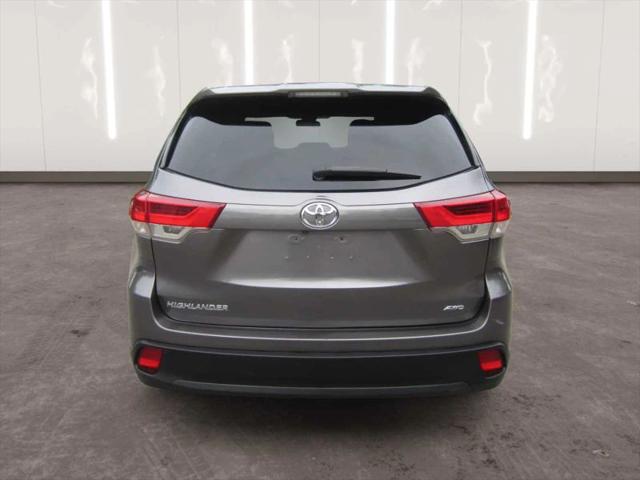 2017 Toyota Highlander LE