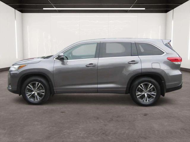 2017 Toyota Highlander LE