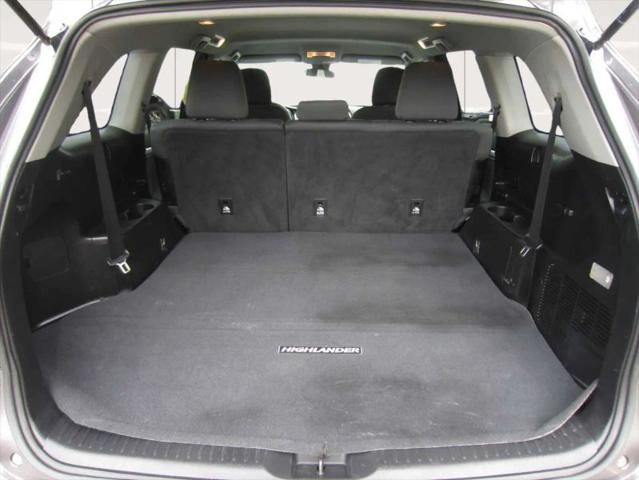 2017 Toyota Highlander LE