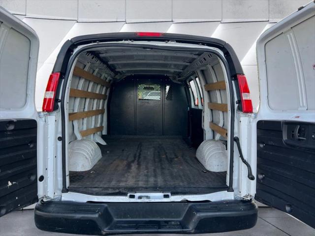 2021 GMC Savana Cargo RWD 2500 Regular Wheelbase Work Van