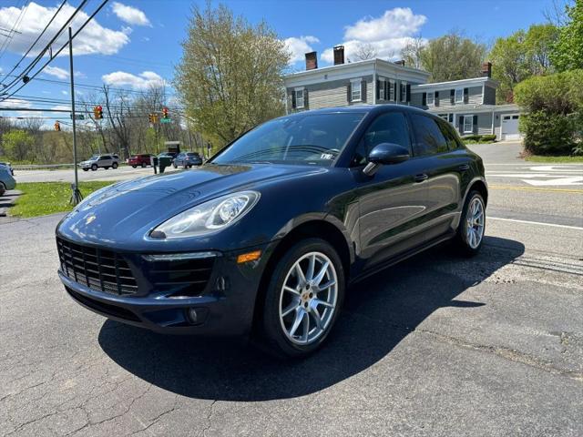 2017 Porsche Macan Base