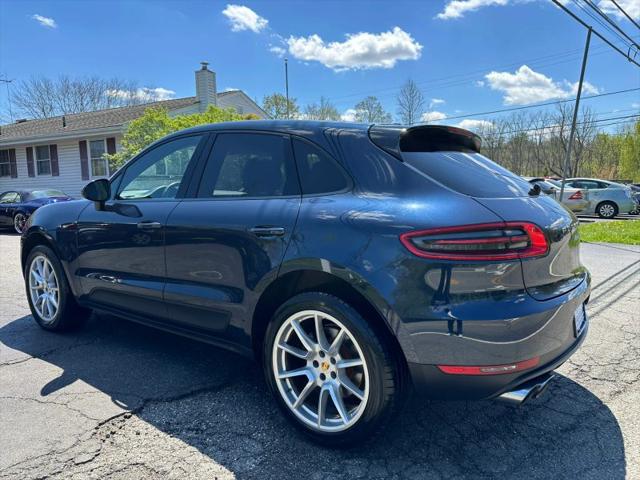 2017 Porsche Macan Base