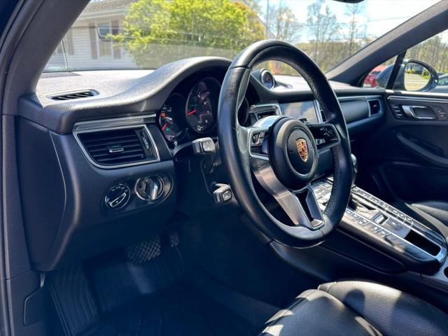 2017 Porsche Macan Base
