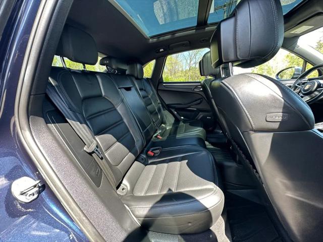2017 Porsche Macan Base