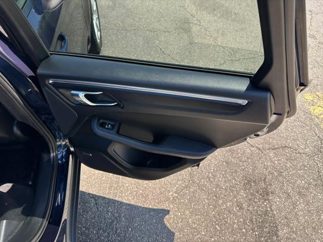 2017 Porsche Macan Base