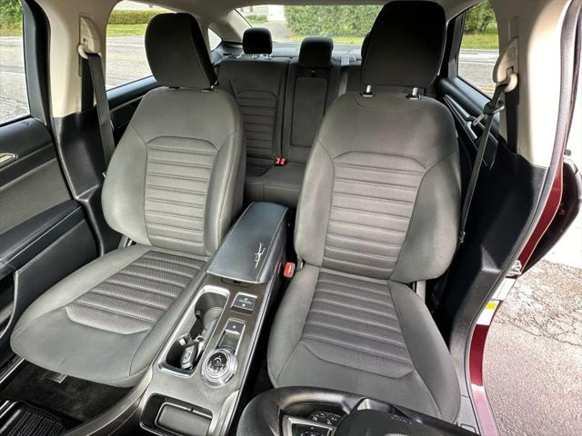 2018 Ford Fusion Hybrid SE