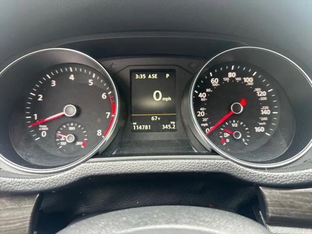 2018 Volkswagen Passat 3.6L V6 SEL Premium