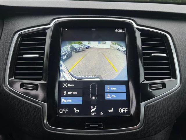 2021 Volvo XC90 T6 Momentum 7 Passenger
