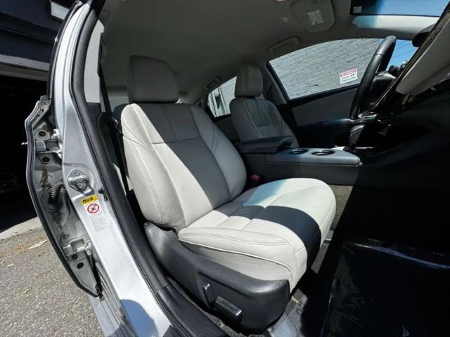 2013 Toyota Avalon XLE