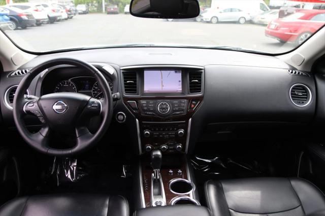 2016 Nissan Pathfinder Platinum