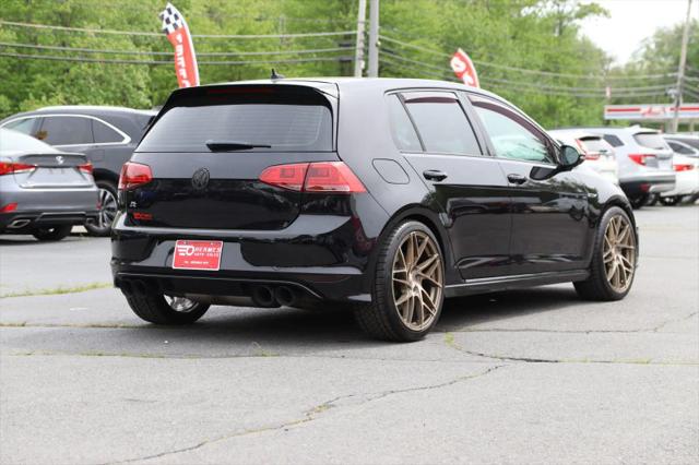 2017 Volkswagen Golf R 4-Door w/DCC & Navigation