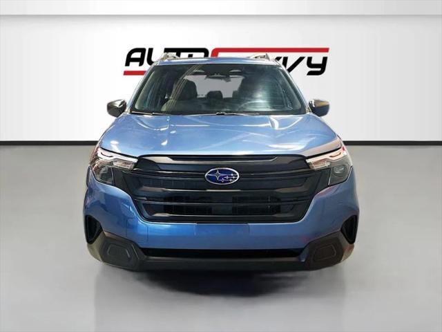 2025 Subaru Forester Base