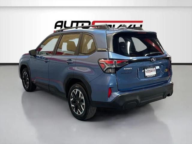 2025 Subaru Forester Base