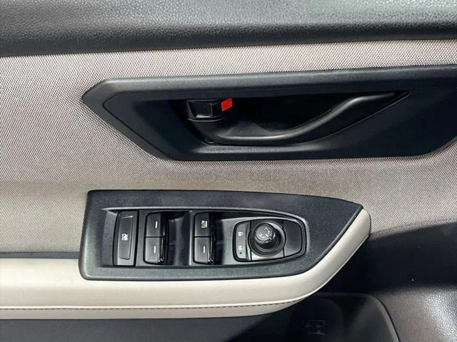 2025 Subaru Forester Base