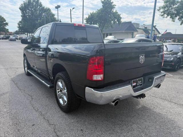 2017 Ram 1500 Lone Star Crew Cab 4x4 5'7" Box