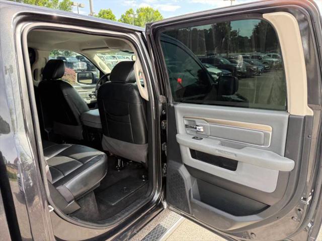 2017 Ram 1500 Lone Star Crew Cab 4x4 5'7" Box
