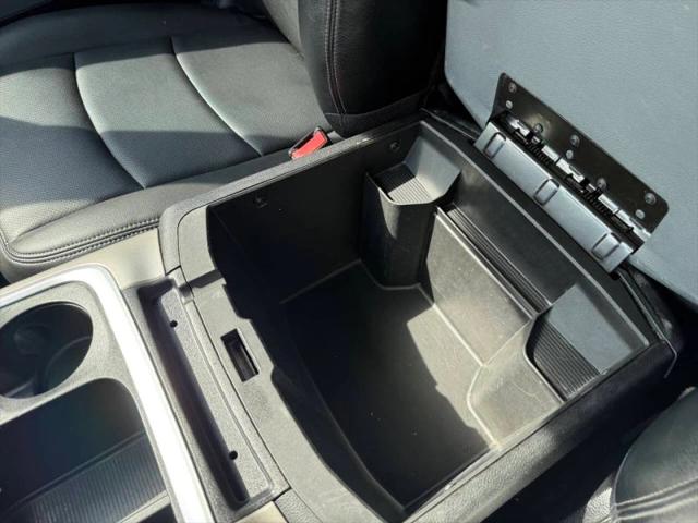 2017 Ram 1500 Lone Star Crew Cab 4x4 5'7" Box