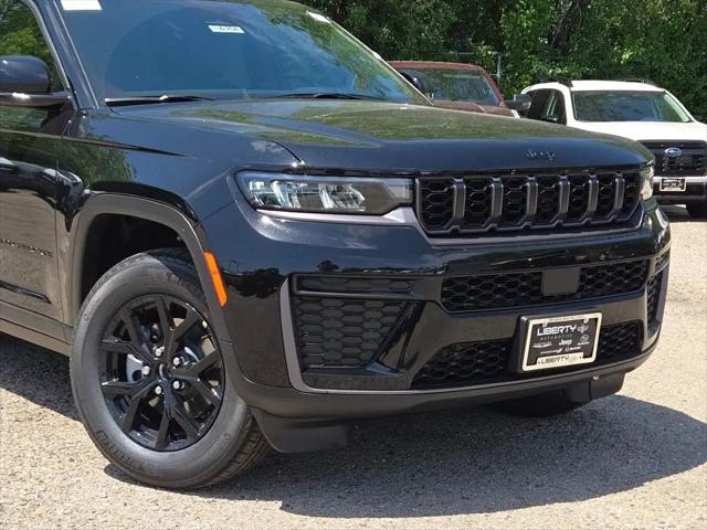 2026 Jeep Grand Cherokee Altitude 4x4