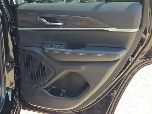2026 Jeep Grand Cherokee Altitude 4x4