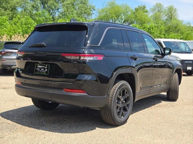 2026 Jeep Grand Cherokee Altitude 4x4