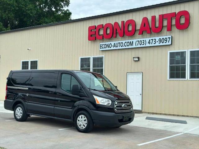 2017 Ford Transit w/Sliding Side Door w/RWB