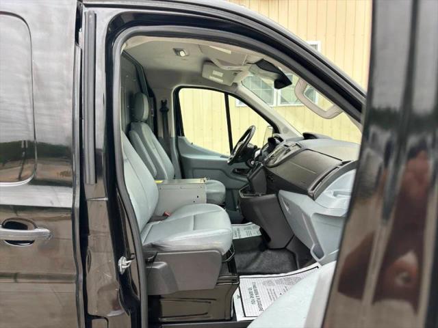 2017 Ford Transit w/Sliding Side Door w/RWB