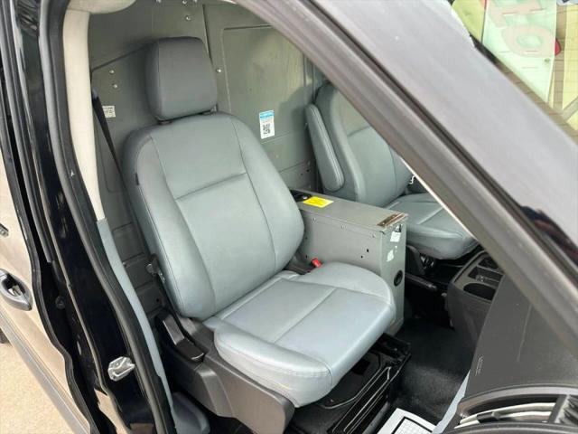 2017 Ford Transit w/Sliding Side Door w/RWB