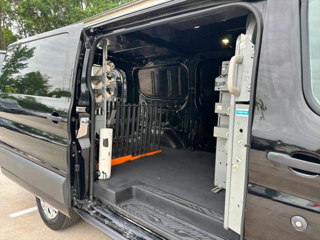 2017 Ford Transit w/Sliding Side Door w/RWB